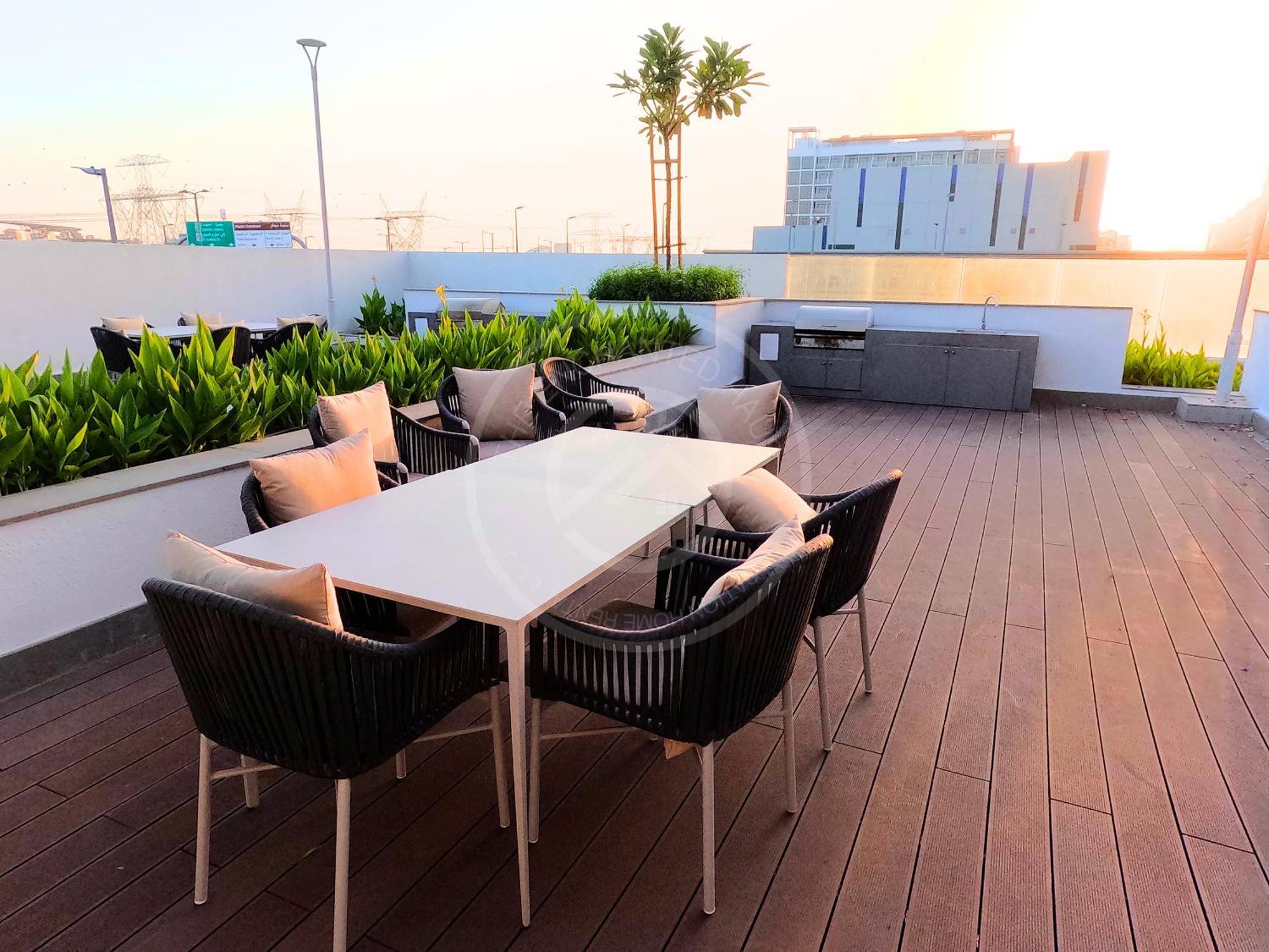 Luxury In Meydan, Furnished With Wifi, Terrace, Gym, Pool & Free Parking