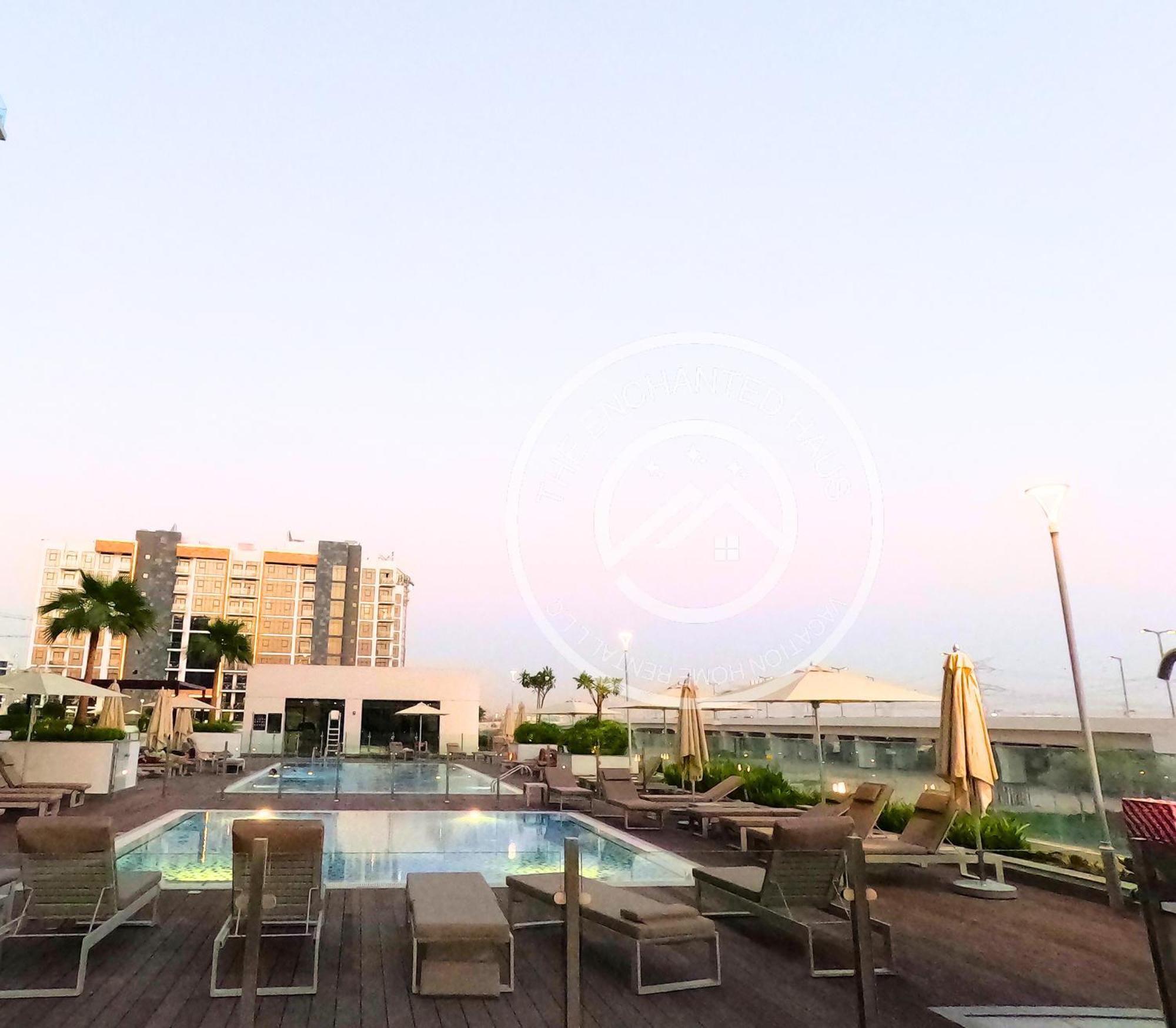 Apartment Luxury In Meydan, Furnished With Wifi, Terrace, Gym, Pool & Free Parking