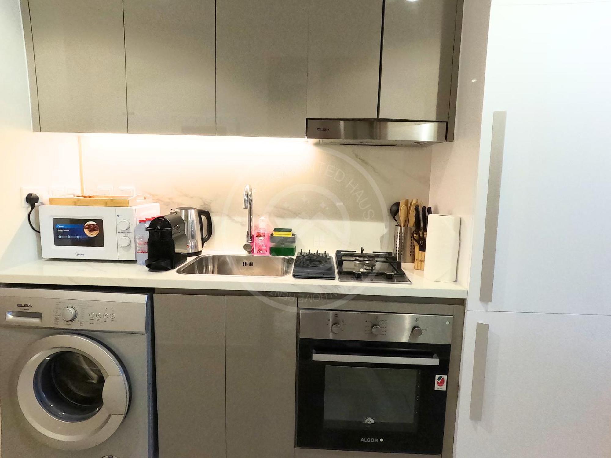 Luxury In Meydan, Furnished With Wifi, Terrace, Gym, Pool & Free Parking Apartment Dubai